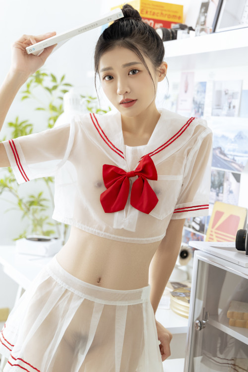 Read more about the article JVID 妍妍 Angel – 电竞少女-超可愛微乳美少女-第一次的性感開發 Set.01