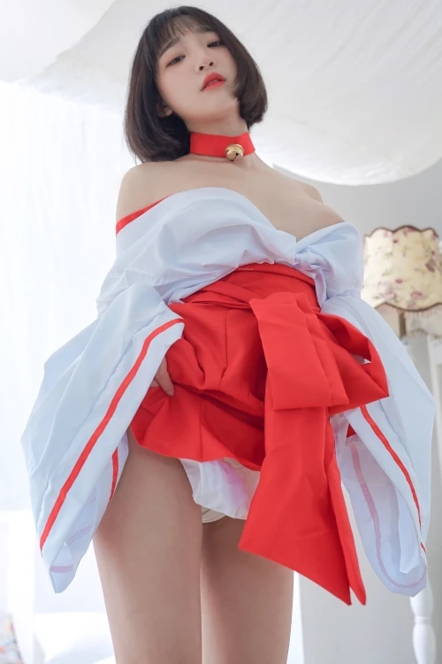 Read more about the article Kang Inkyung 강인경, ArtGravia Vol.116 Photobook Set.01
