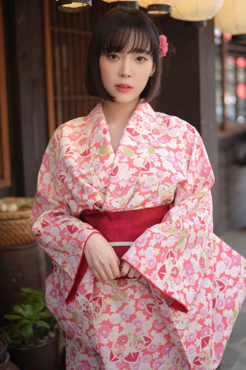 Read more about the article Kang Inkyung 강인경, ArtGravia Vol.401 Photobook Set.01