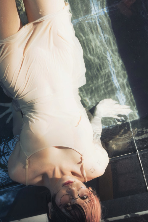 Read more about the article Chukimeroday ちゅきめろでぃ, 2nd 写真集 『一泊二日』 Set.02