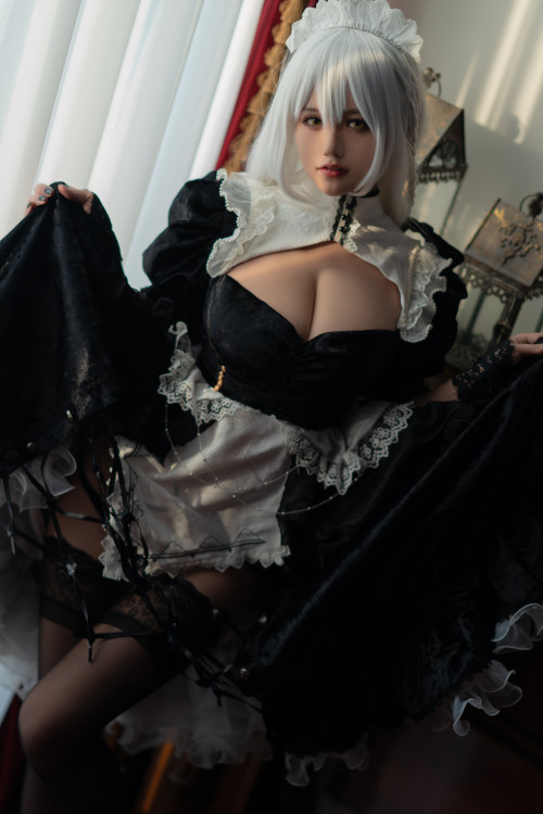 Read more about the article Cosplay 小仓千代w 赫敏原皮