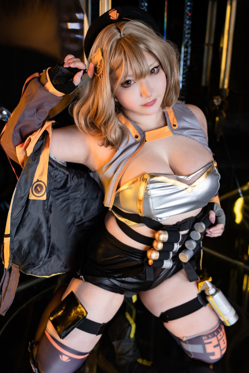 Read more about the article Cosplay SAKUサク Sparkling アニス Anis Nikke Set.05
