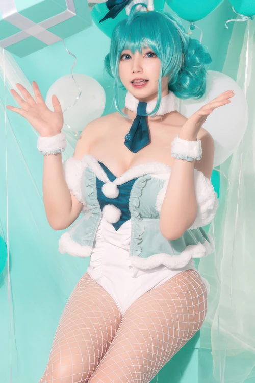 Read more about the article Cosplay Nyako喵子 初音白兔