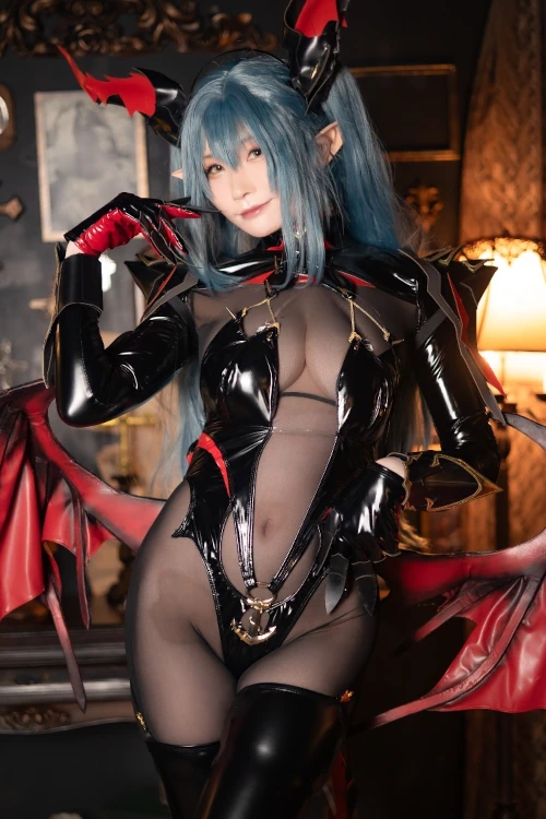 Read more about the article Cosplay Atsukiあつき – Suite Lane 27 Set.01