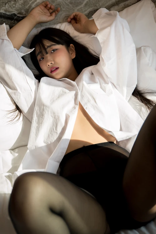 Read more about the article Ggubbu 꾸뿌, Made by Ggubbu Vol.05 ‘Black Stockings’ Set.01