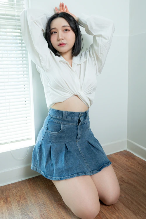 Read more about the article JH Muchenne PhotoBook Vol.10