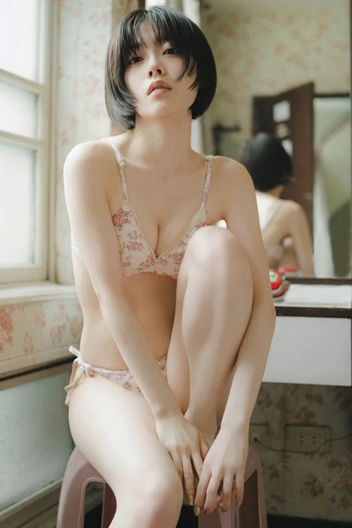 Read more about the article Karin Isobe 礒部花凜, 週プレ＋Special No.342 「かりんとりっぷ」 Set.03