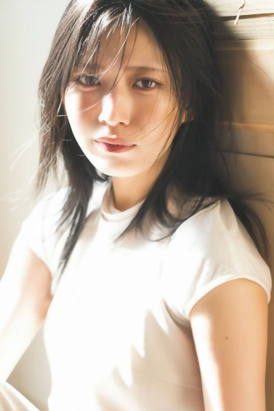 Read more about the article Sakurazaka46 櫻坂46, Shonen Magazine 2026 No.21 (週刊少年マガジン 2026年21号)