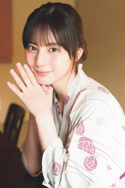 Read more about the article Nao Kosaka 小坂菜緒, Shonen Sunday 2026 No.21 (週刊少年サンデー 2026年21号)